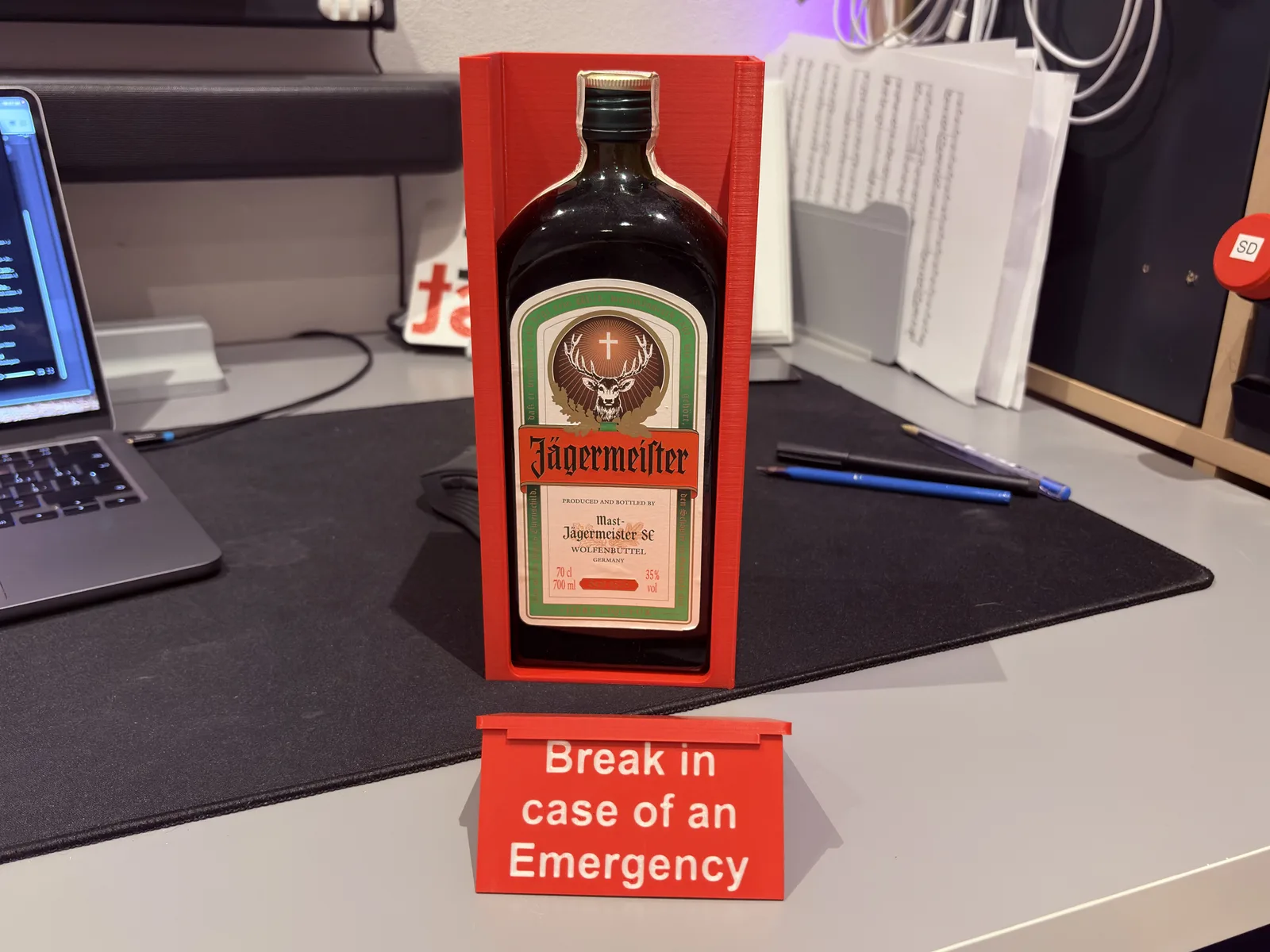 Jägermeister-Flaschenhalter – Ansicht 2